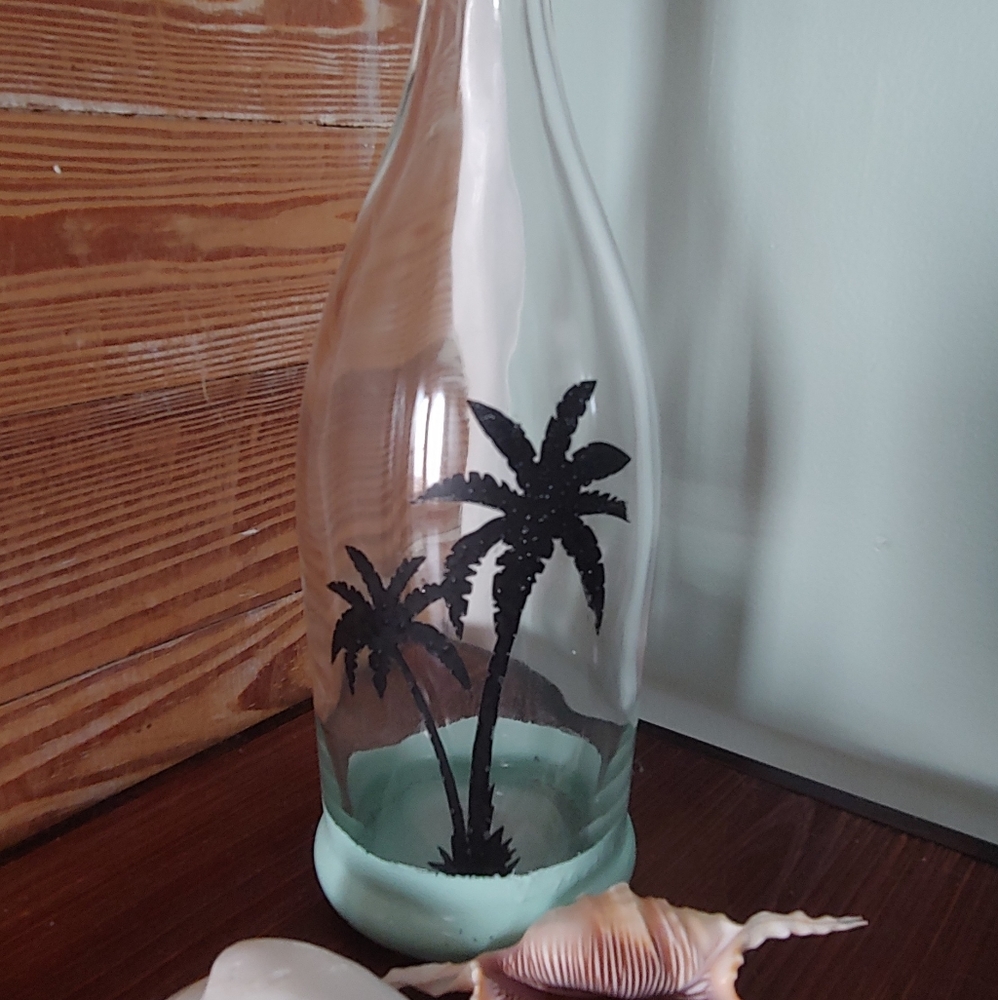 Palm Tree Bottle Decor